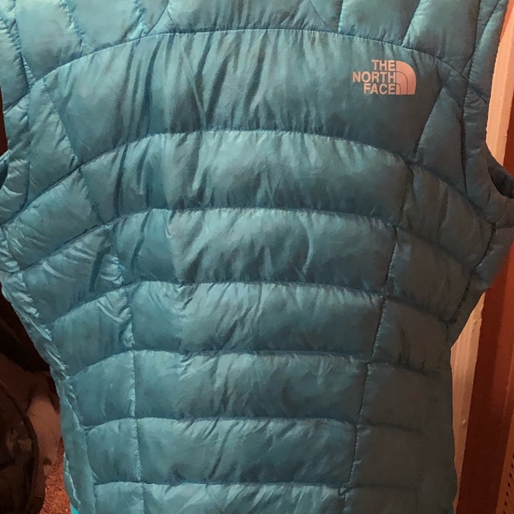 North face vest