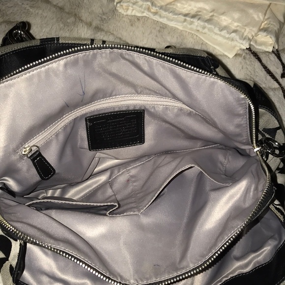 Purse - Picture 4 of 4