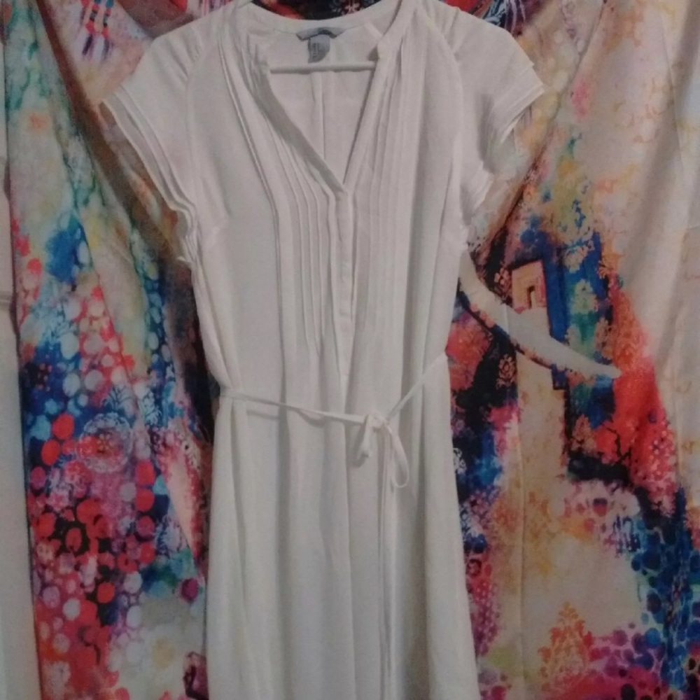 White pleated front h&m dress