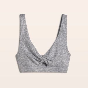 Wilfred/Aritzia Twist Front Bra