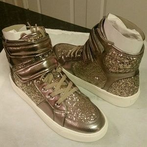 NEW Aldo High Top Sneaker