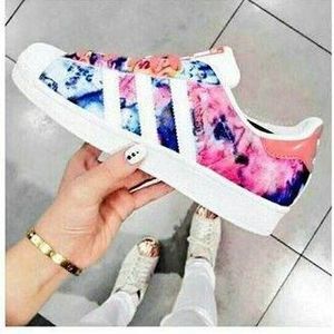 Meet your Posher, Olivea