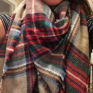 Modcloth Blanket Scarf NWT