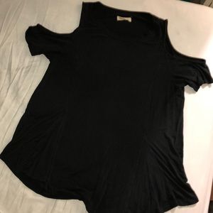 Cold shoulder top