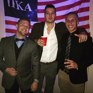 Meet your Posher, Peter