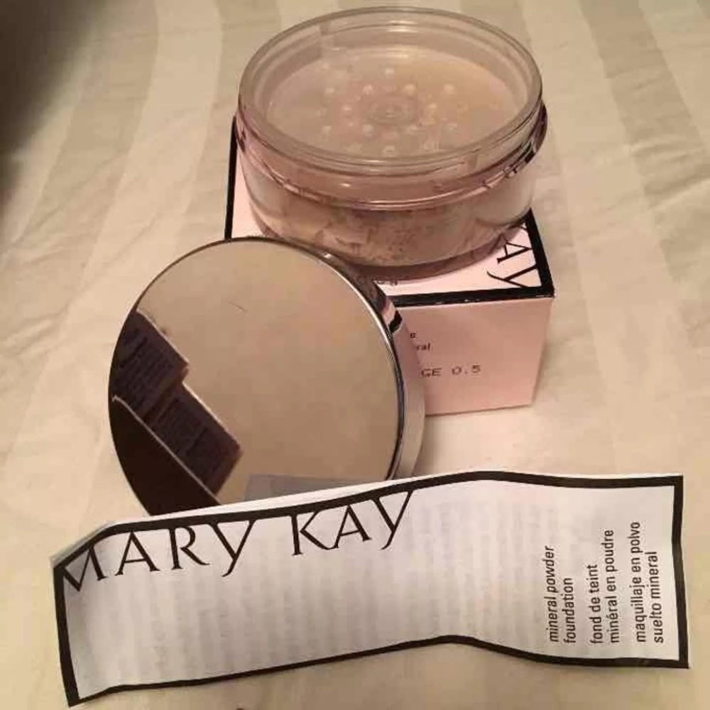 Mary Kay mineral foundation