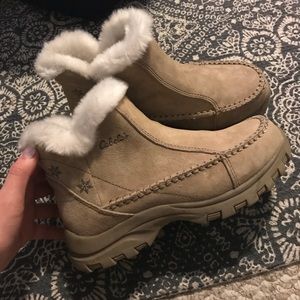 NEW CABELAS SNOW BOOTS WOMENS SIZE 7