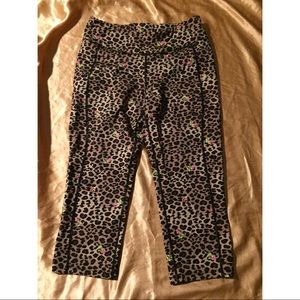 Cute crop Betsey Johnson workout pants