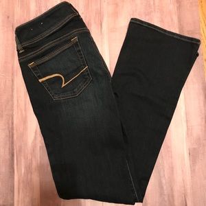 BNWOT AE Kick Boot Jeans