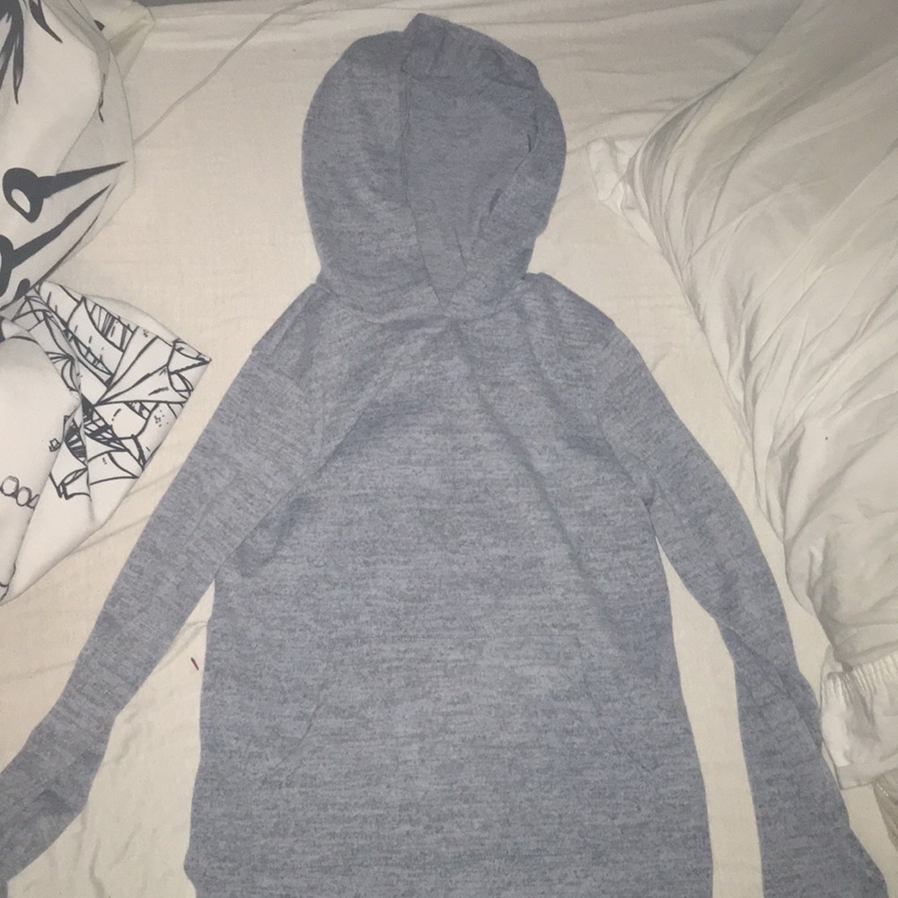 Thin sweatshirt