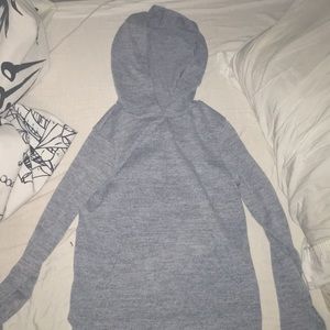 Thin sweatshirt