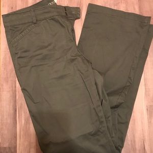 BNWOT Docker Trousers