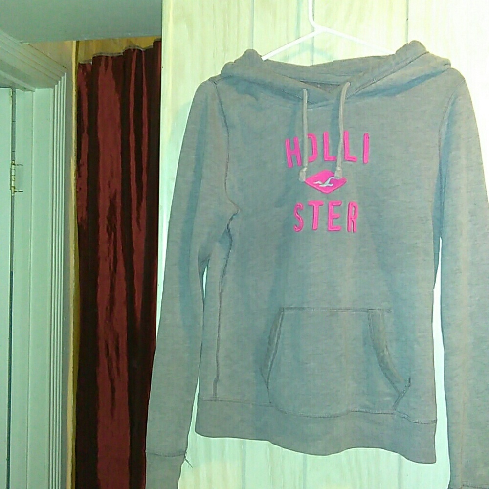 Hollister Hoodie!