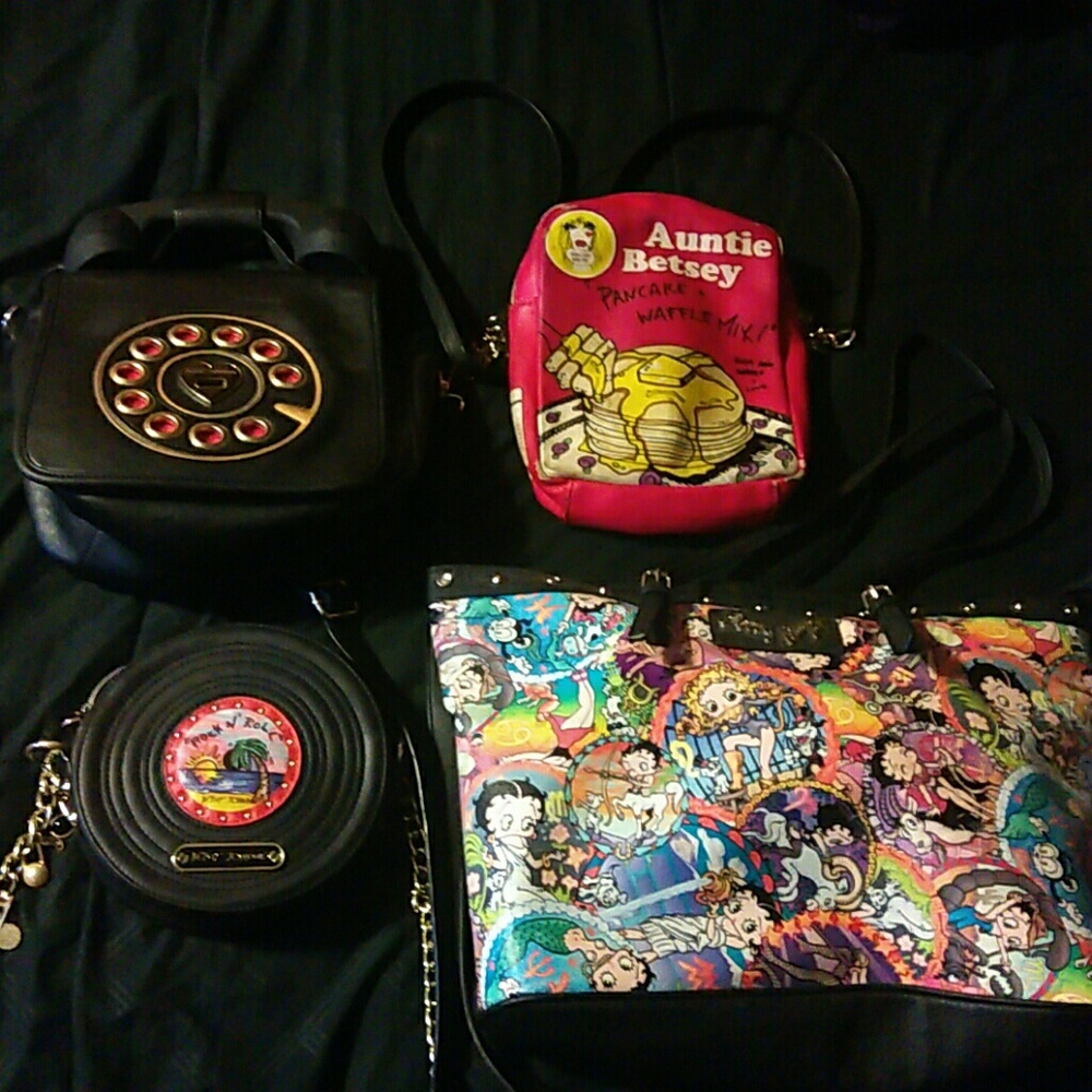 Betsy johnson bundle (last low price)