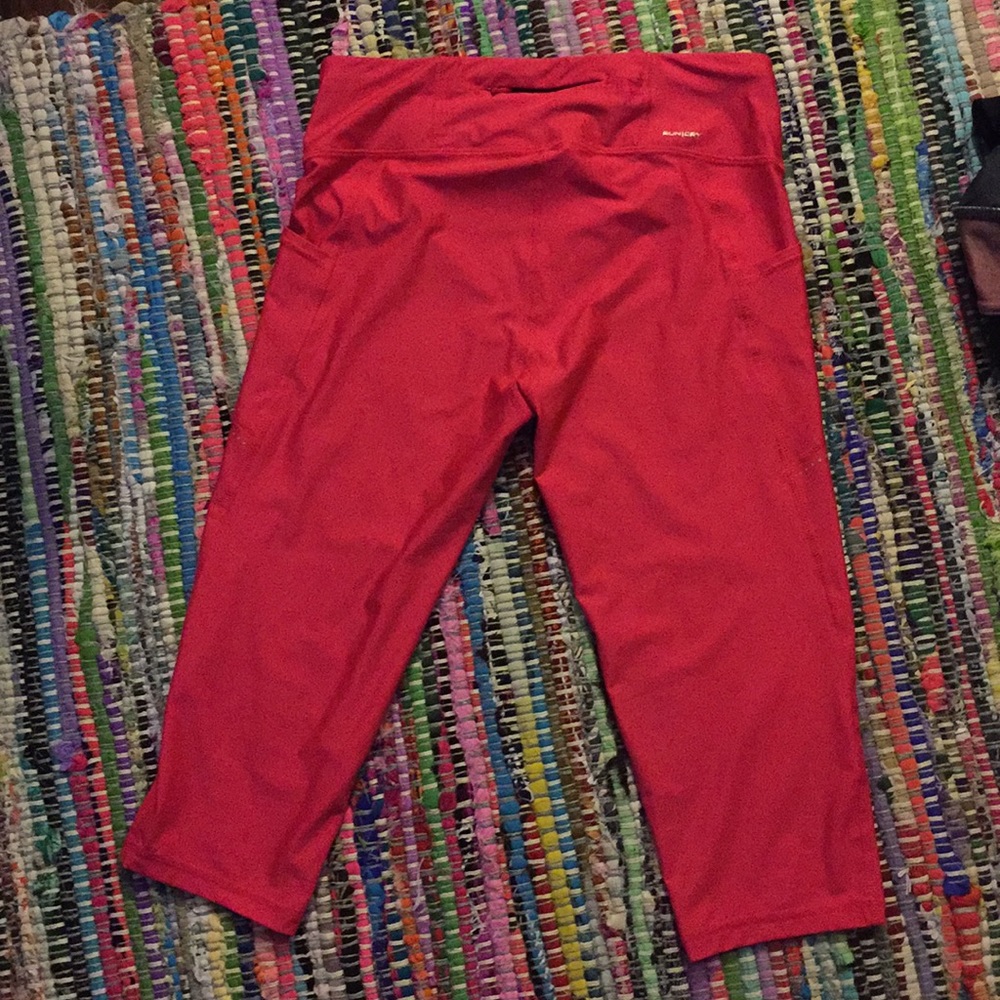 Saucony bullet series crops