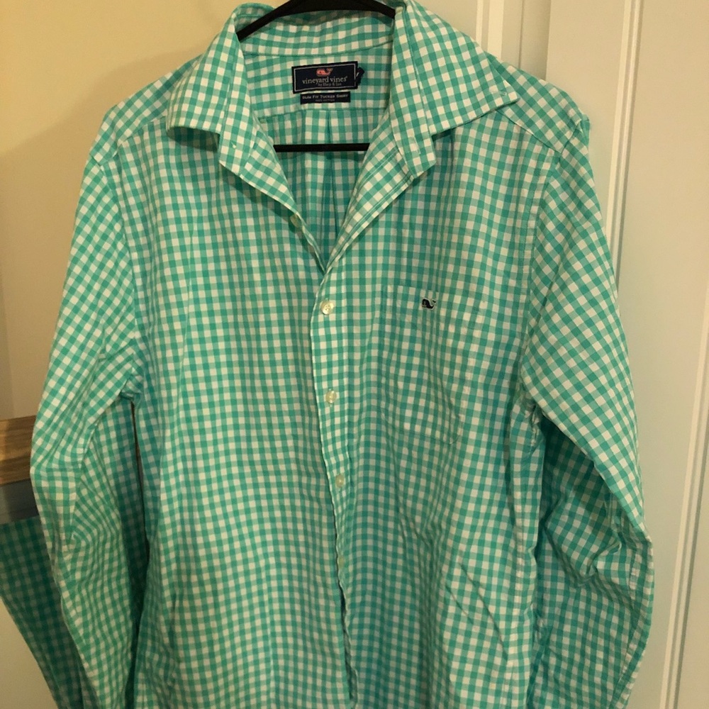 Vineyard Vines Button Down Shirt