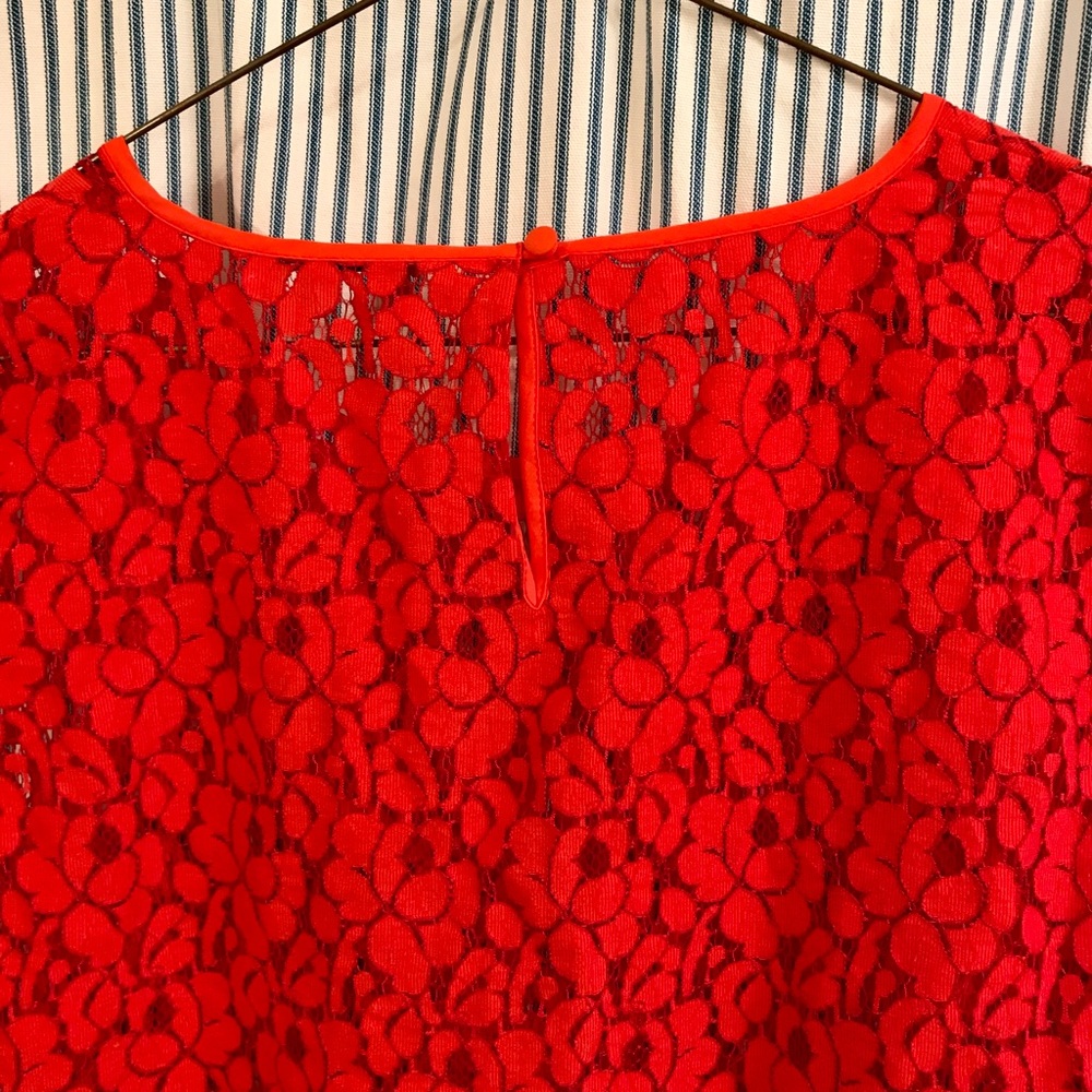 Red Halogen Lacy Tank - Picture 3 of 4