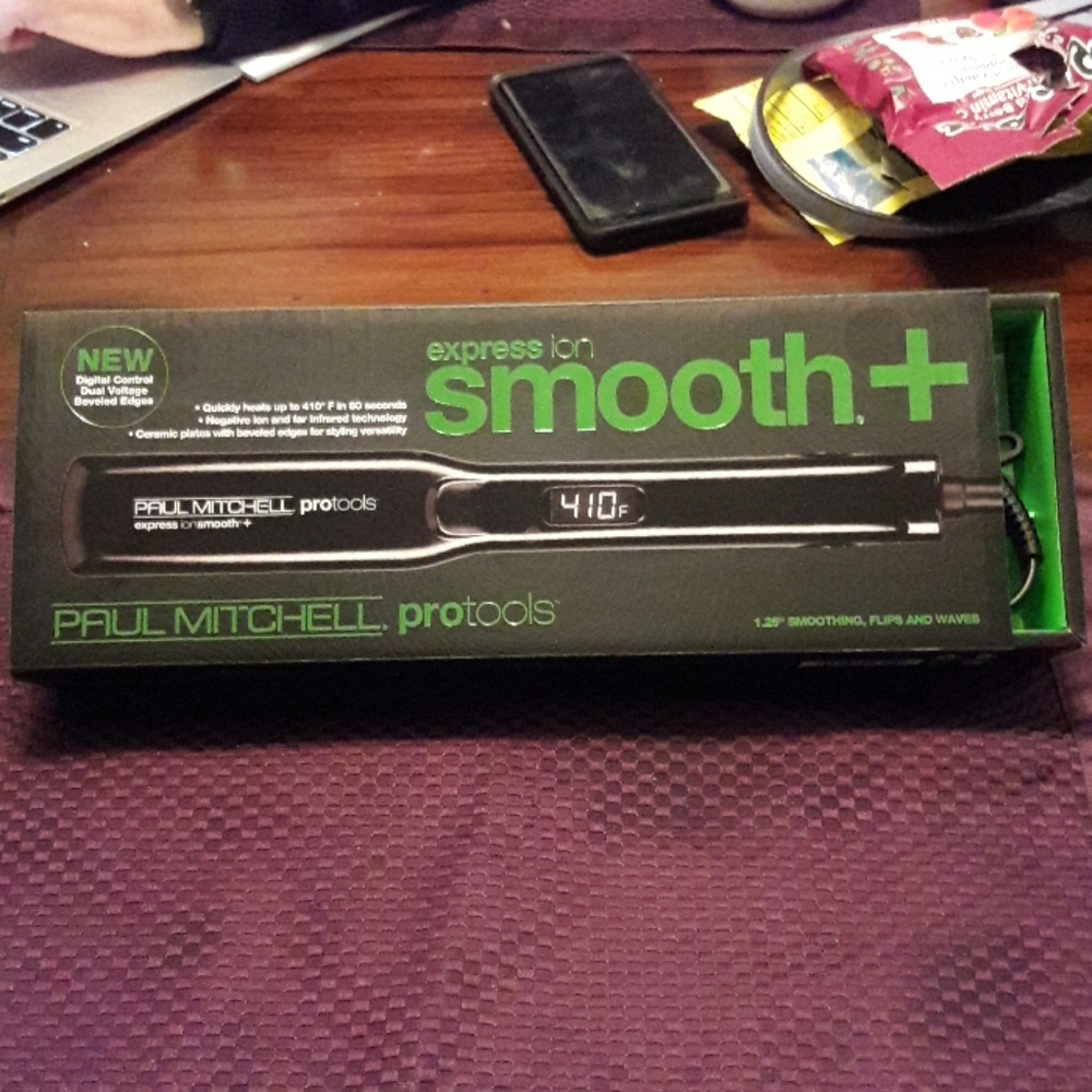 Paul Mitchell flat iron.