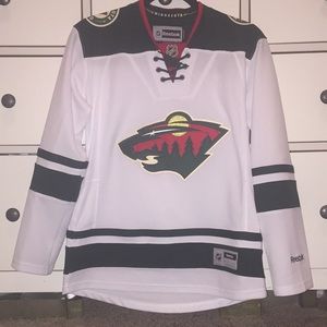 Women's Minnesota wild jersey