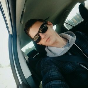 Meet your Posher, Brandon