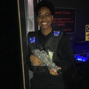 Meet your Posher, Aisha