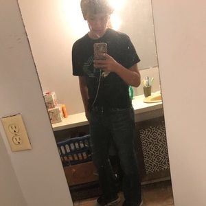 Meet your Posher, Devan