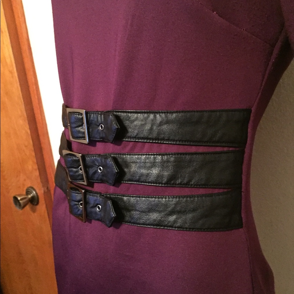 3/4 sleeve belted dress