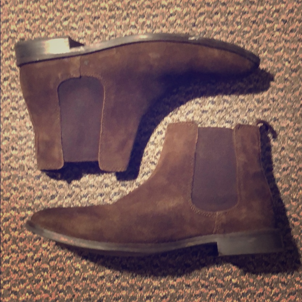 Chelsea boots