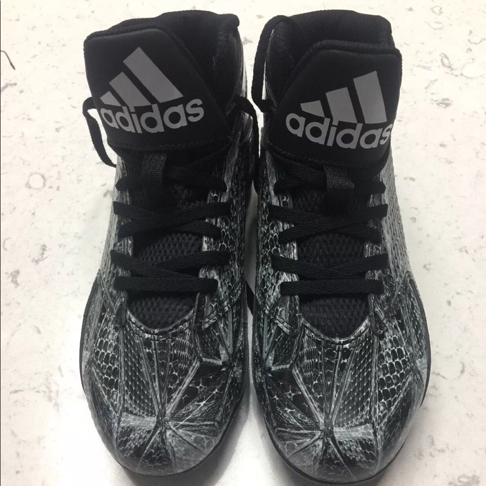 🏈Adidas Freak MD J Black/Black/Titanium (B49389)
