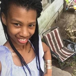 Meet your Posher, Carmen
