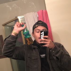 Meet your Posher, Jonathan