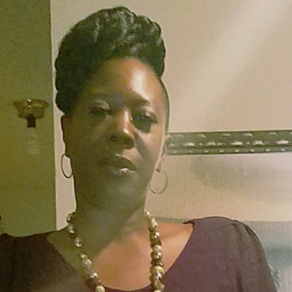 Meet your Posher, Maria