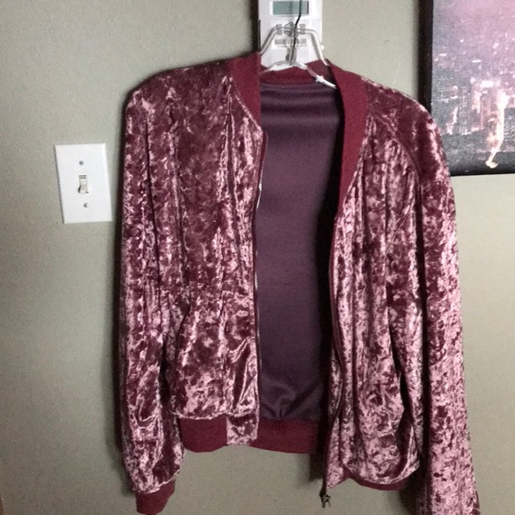 Super cozy velvet zip up - Picture 2 of 2