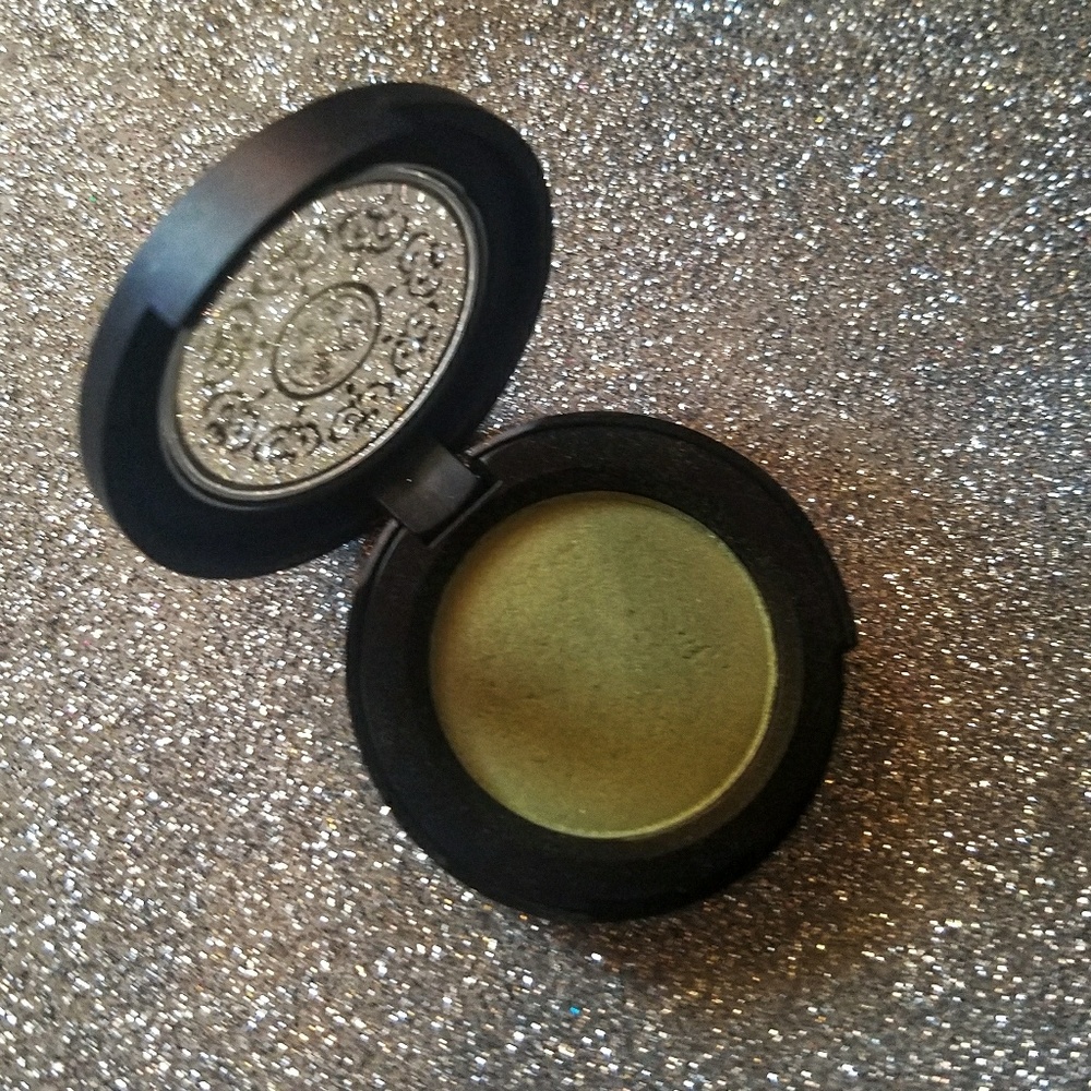 Global Goddess Eyeshadow