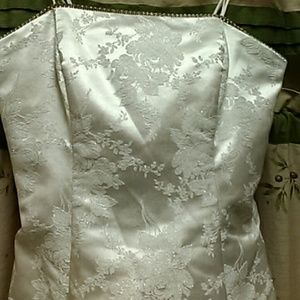 Jump  sz 7/8 Ladies Destination Wedding dress