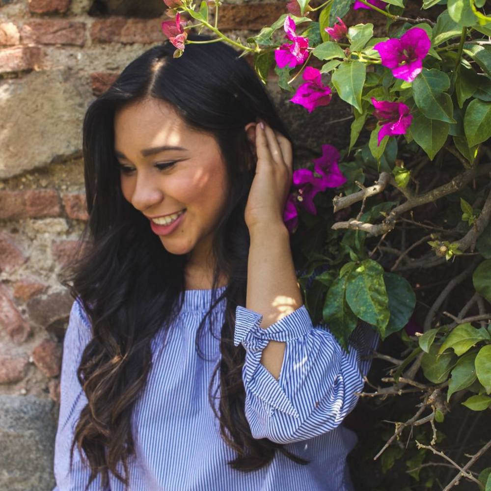 Meet your Posher, Kendra