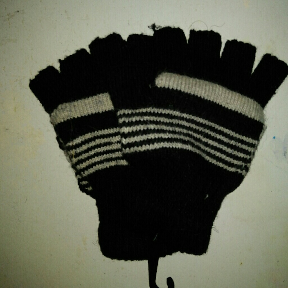 GLOVES