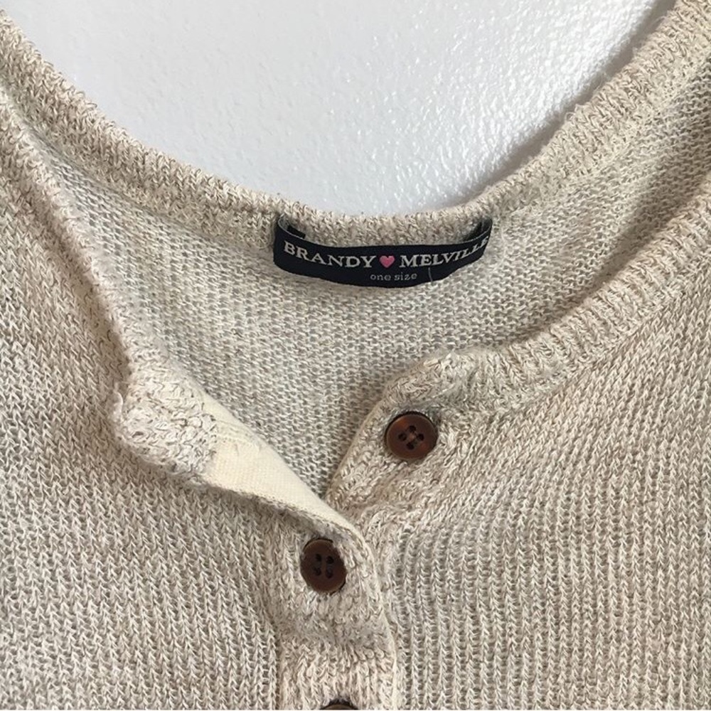 brandy melville cream knit cammie top - Picture 2 of 3