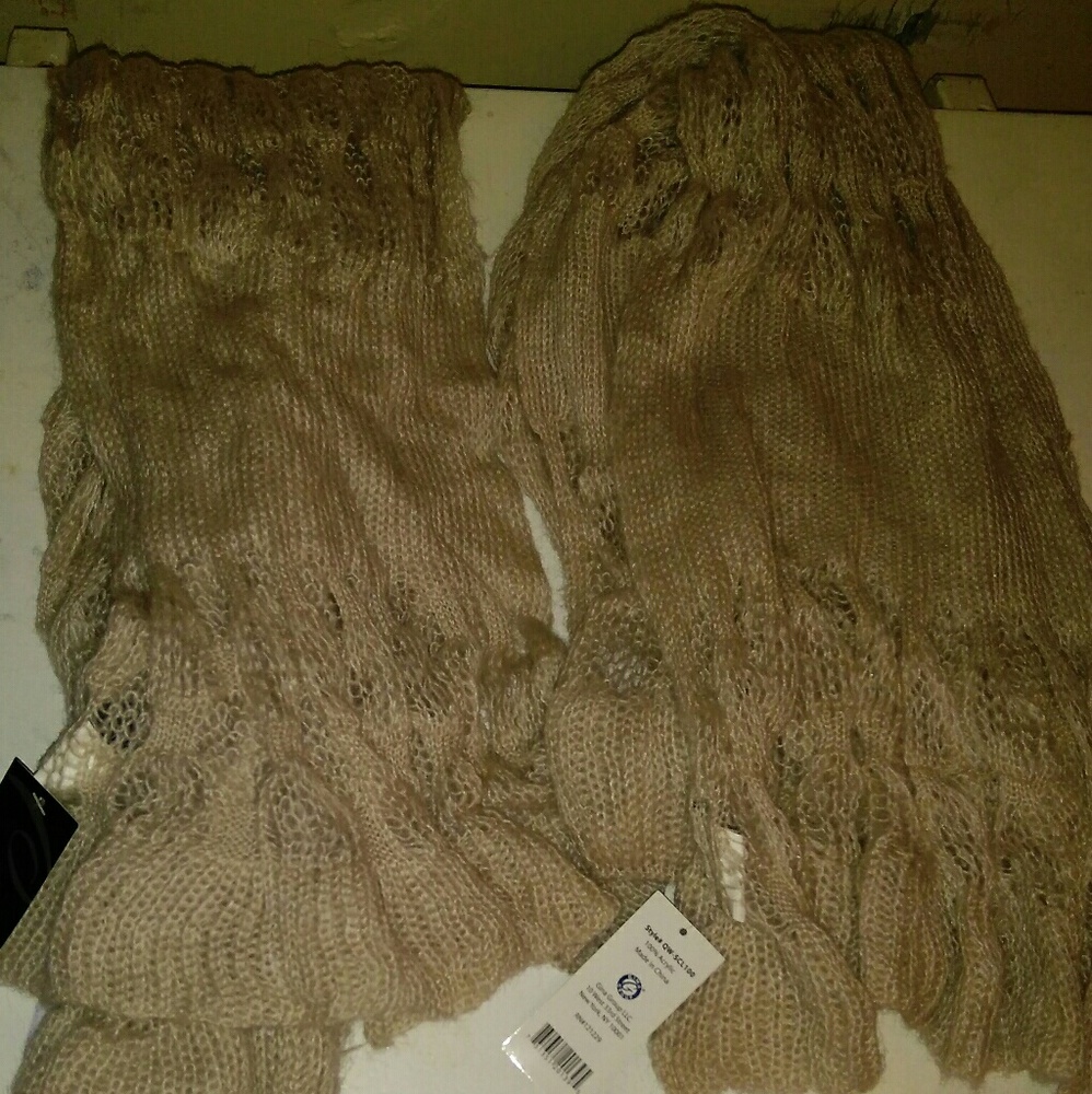 TAN SCARF
