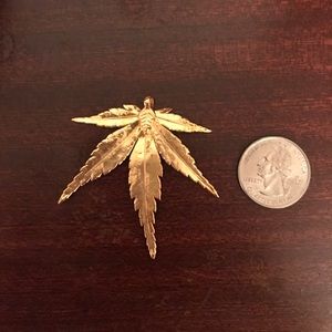 24k dipped leaf from Hawaii