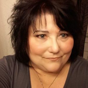 Meet your Posher, Connie