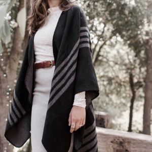 BB Dakota Poncho - NWT