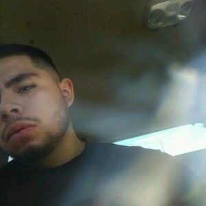 Meet your Posher, Javier