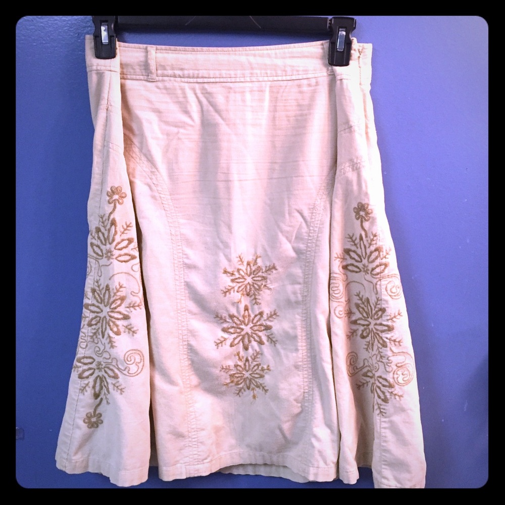Corduroy A-line skirt