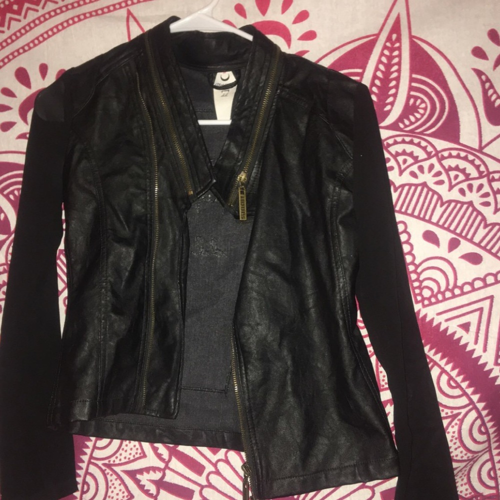 DropDead Deathbed Jacket - Picture 2 of 4