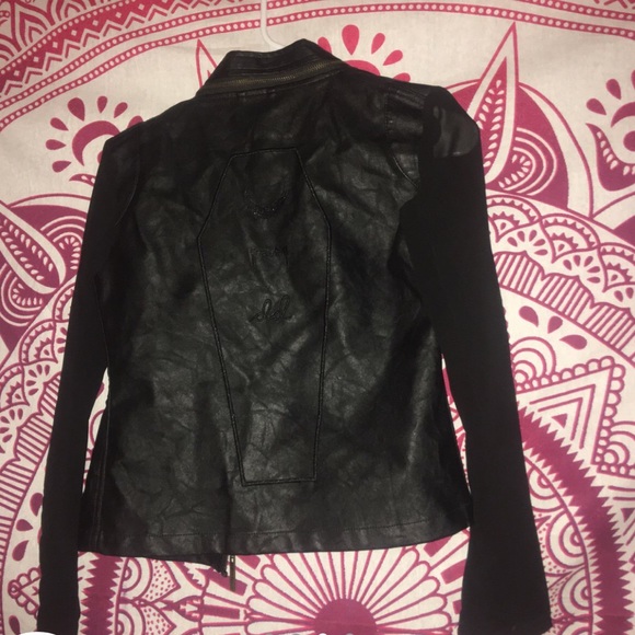 DropDead Deathbed Jacket - Picture 3 of 4