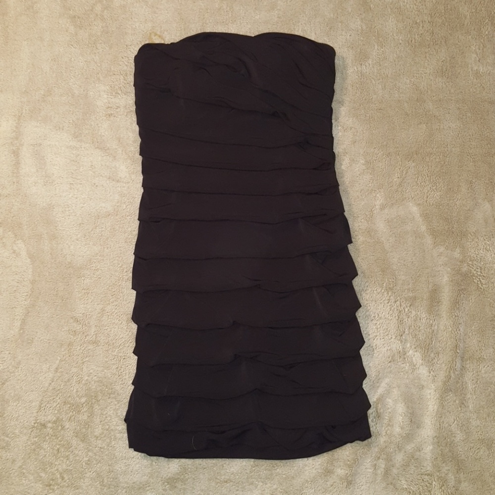 LITTLE BLACK DRESS