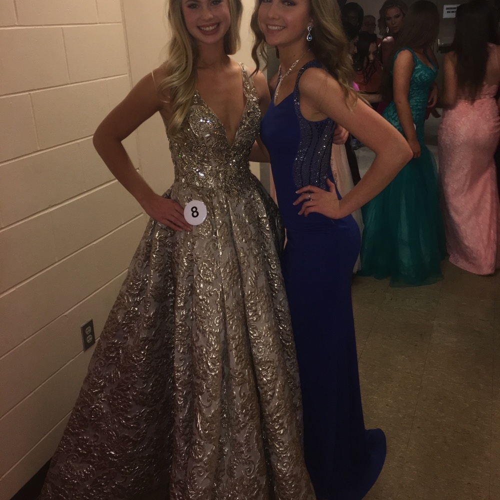 Blue Sparkly Prom/Pageant Dress