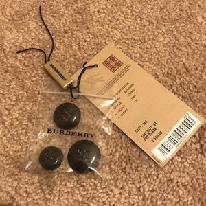 burberry buttons replacement