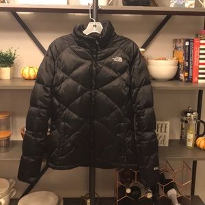 North face winter coat, size L, black